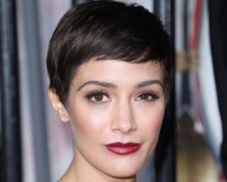 WHAT IS THE ZODIAC SIGN OF FRANKIE BRIDGE?